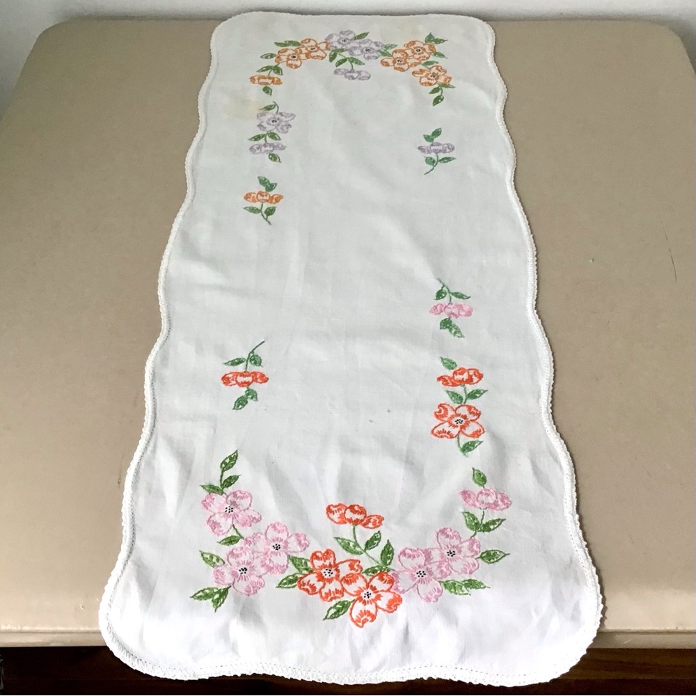 Vintage Embroidered Table Runner Dresser Scarf Handmade Floral Needlepoint 35x15